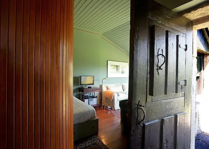 Fee4me O'pepito The Peace Corner *